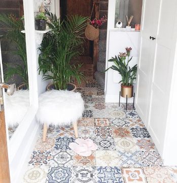 Show details for Nikea Mix Colour Matt Tile 20x20 cm Picture of Nikea Mix Colour Matt Tile 20x20 cm